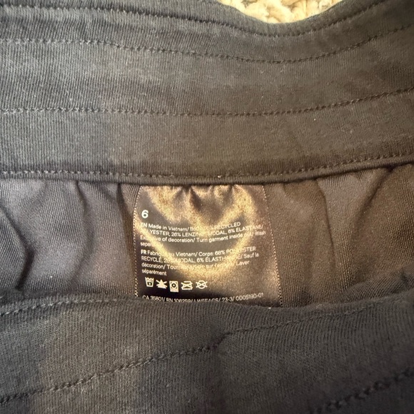 Lululemon softstream high rise pants. - Picture 1 of 3